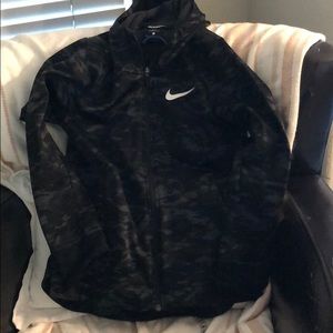 Nike boys Dri fit hoodie with zipper